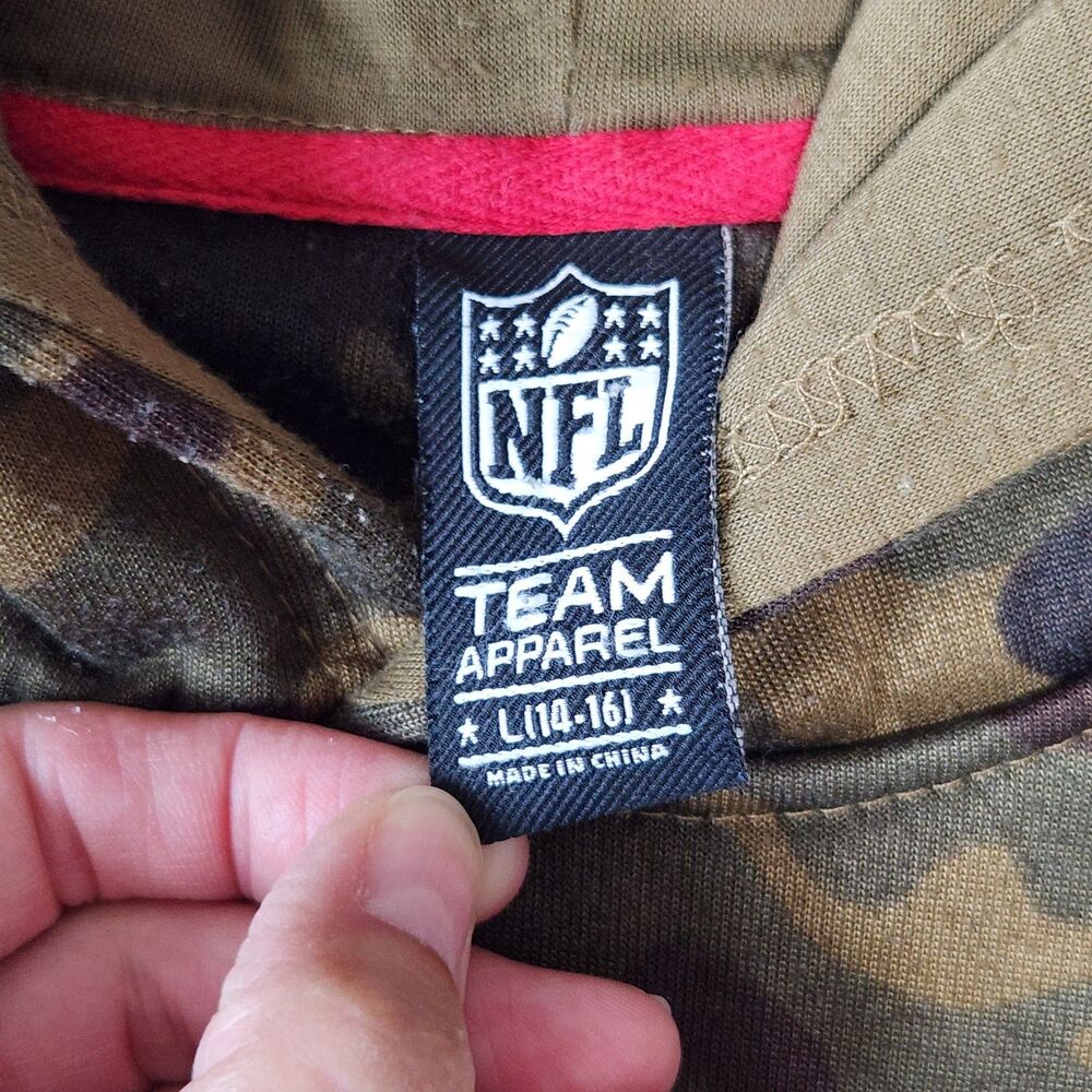 NFL Tampa Bay Buccaneers Youth Camo Hoodie Sweatshirt Size Large 14-16 - Picture 2 of 11
